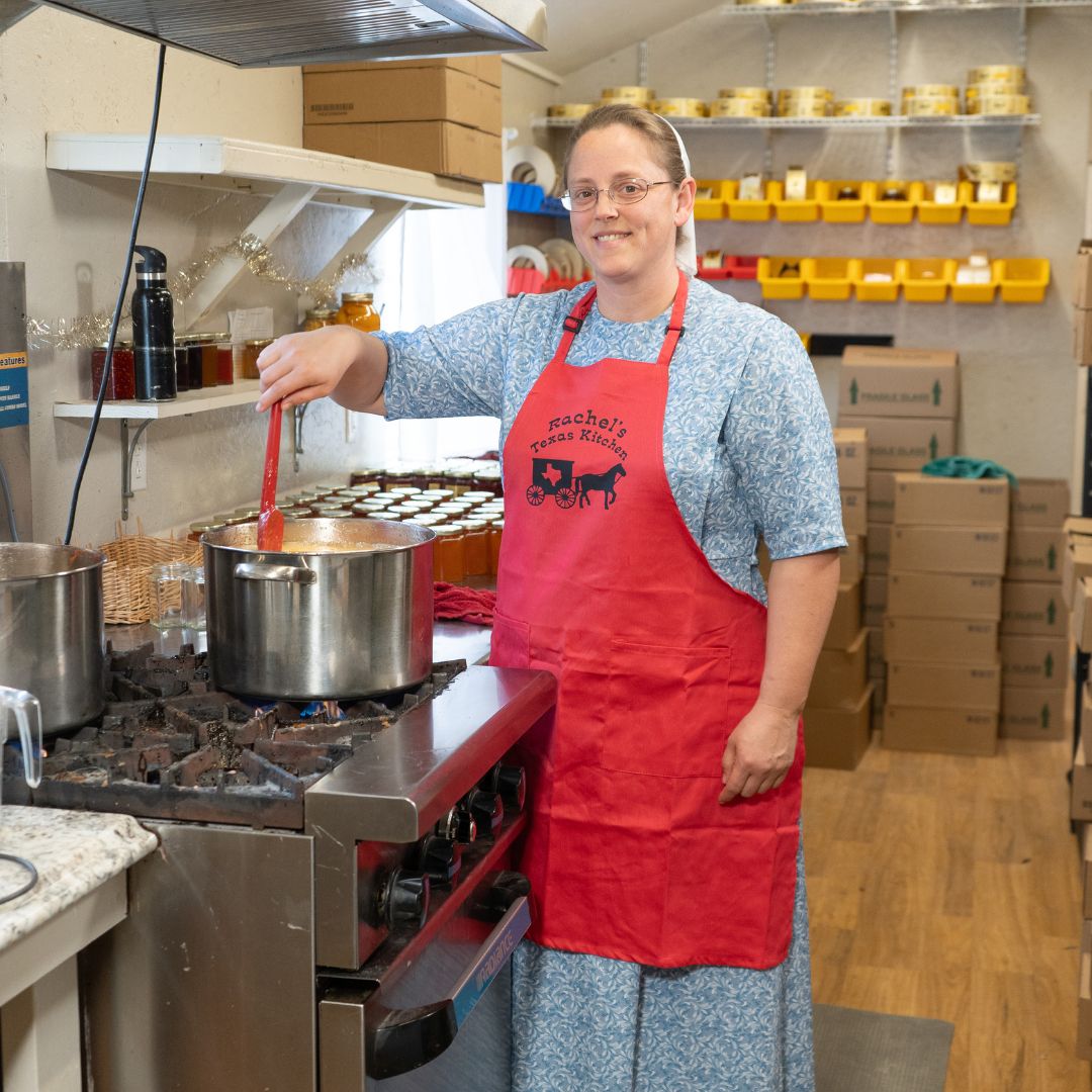 Rachel's Texas Kitchen Kitchen Apron lifestyle photo