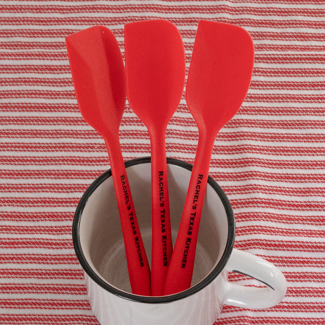 8 Inch Spatula in use – Rachel's Texas Kitchen